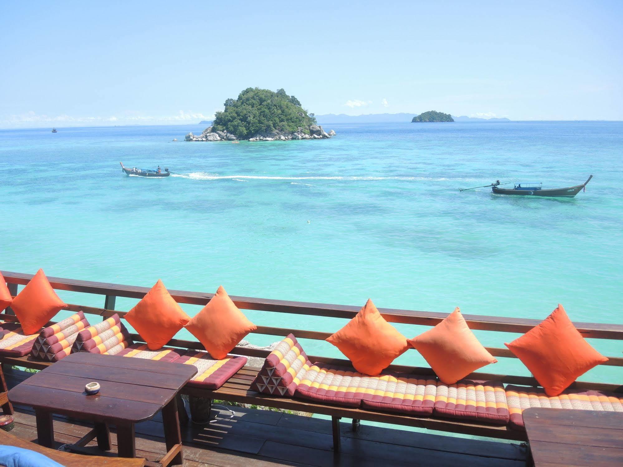 Serendipity Beach Resort Koh Lipe Ngoại thất bức ảnh